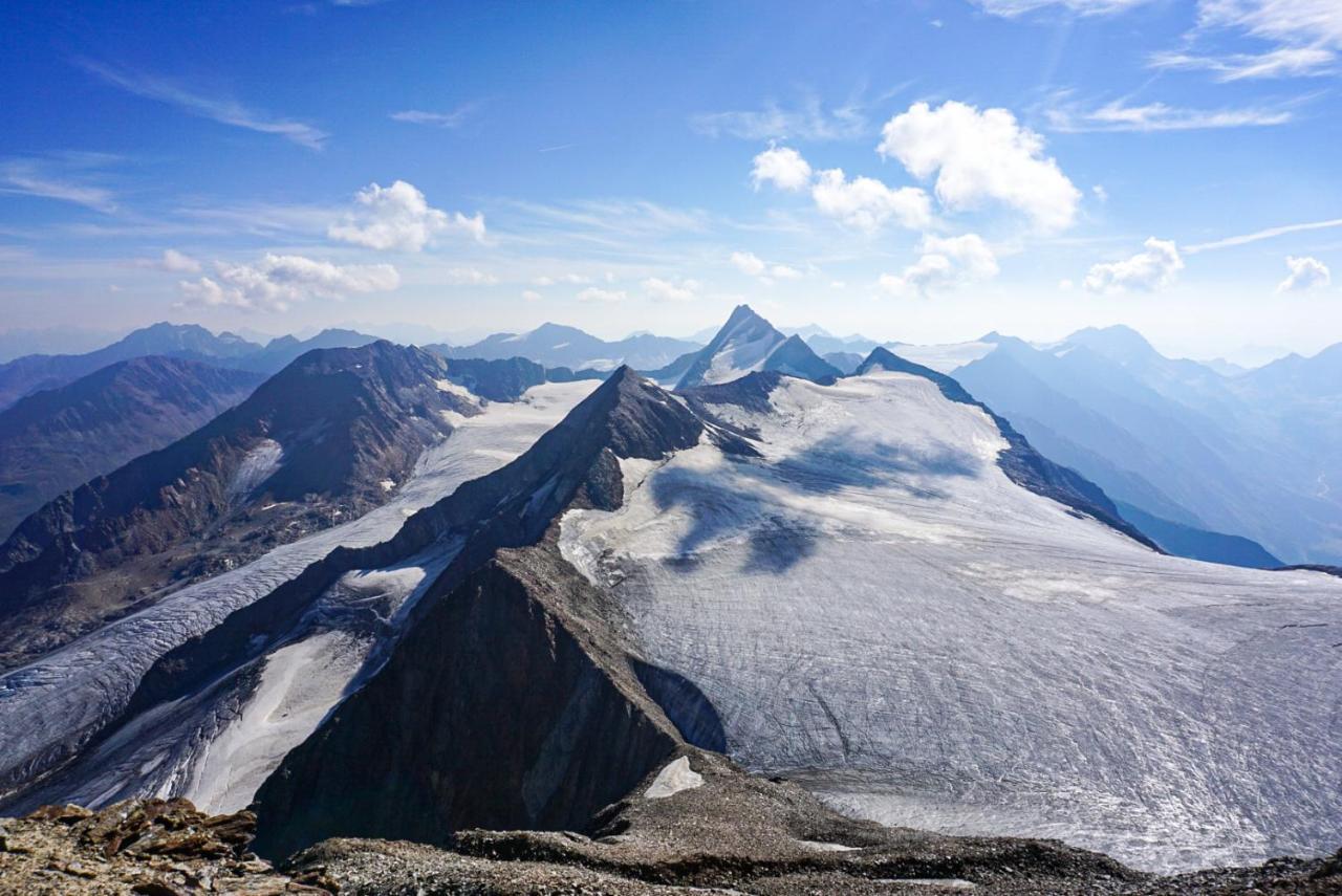 Apart Lisa Sölden Exteriör bild